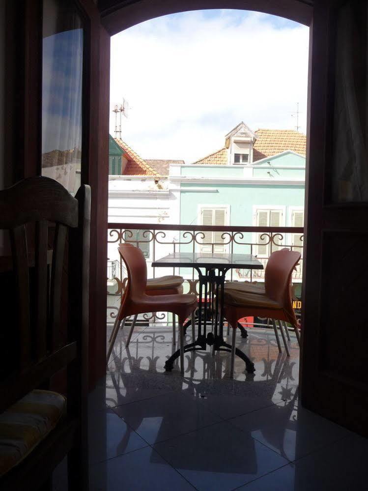 Café Royal Suites Mindelo Exterior foto